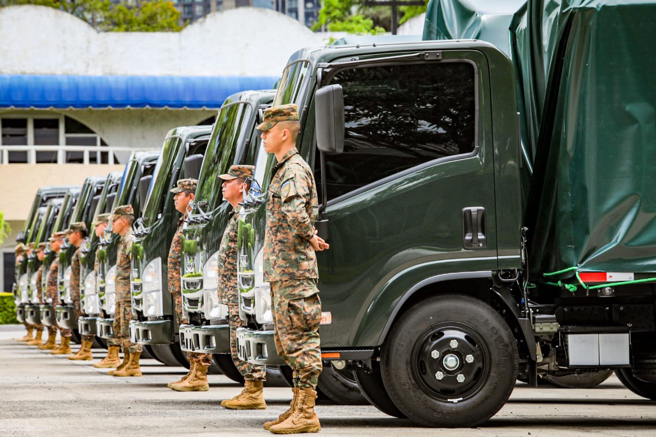 Gobierno realiza primera entrega de vehículos de carga para la Fuerza Armada gobierno-realiza-primera-entrega-de-vehiculos-de-carga-para-la-fuerza-armada